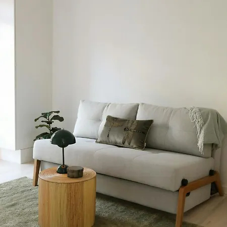 New Three-story Harbour House In Holiday home